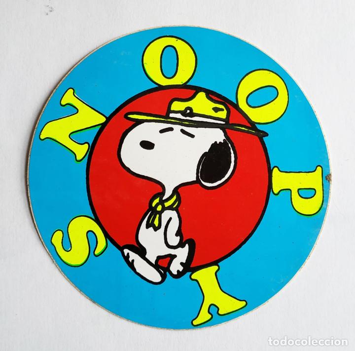 Pegatinas de colecci&oacute;n: ANTIGUA PEGATINA SNOOPY , SCOUT ROJO , A&Ntilde;OS 80 , NUNCA PEGADA 8,5 CMS
