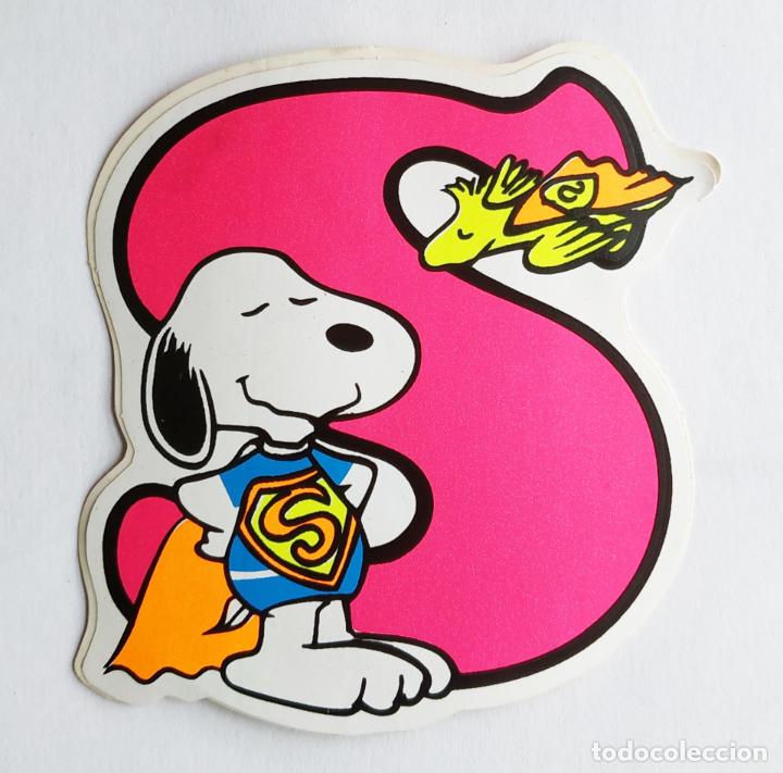 Pegatinas de colecci&oacute;n: ANTIGUA PEGATINA SNOOPY Y EMILIO LETRA S , A&Ntilde;OS 80 SIN PEGAR 8,5 CMS