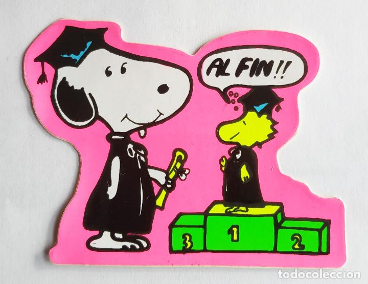 Pegatinas de colecci&oacute;n: ANTIGUA PEGATINA SNOOPY Y EMILIO GRADUADO UNIVERSIDAD ,ROSA , A&Ntilde;OS 80 SIN PEGAR 8 CMS