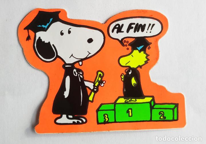 Pegatinas de colecci&oacute;n: ANTIGUA PEGATINA SNOOPY Y EMILIO GRADUADO UNIVERSIDAD , NARANJA , A&Ntilde;OS 80 SIN PEGAR 8 CMS
