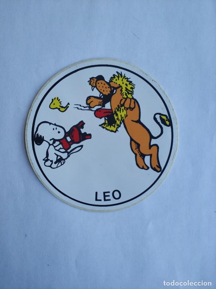 Pegatinas de colecci&oacute;n: ANTIGUA PEGATINA REDONDA SNOOPY HOROSCOPO LEO, SIN PEGAR 11 CMS A&Ntilde;OS 80