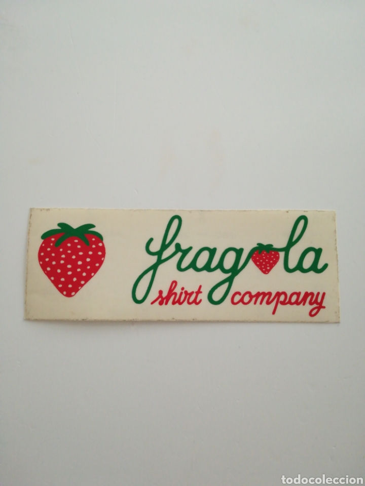 Autocolantes de cole&ccedil;&atilde;o: Pegatina Fragola Shirt company. Tama&ntilde;o 150x50mm