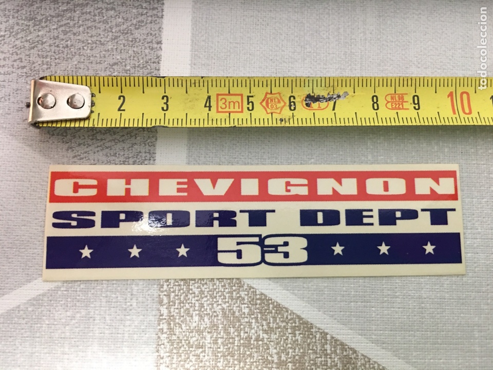 Pegatinas de colecci&oacute;n: PEGATINA ROPA CHEVIGNON - Foto 1