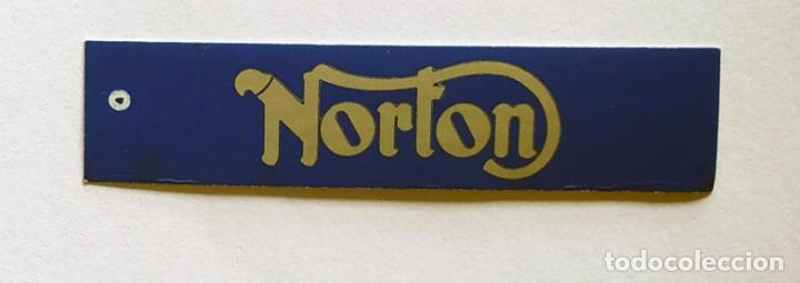 Pegatinas de colecci&oacute;n: CROMO TIRA PEGATINA A TODO GAS , MARCAS DE COCHES Y MOTOS, NORTON , 6,8 CMS LEER DESCRIPCION