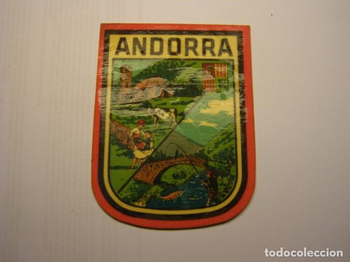Adesivo scudo anteriore Honda Chiocciola - 87126KGFD00ZA | Sarrimot