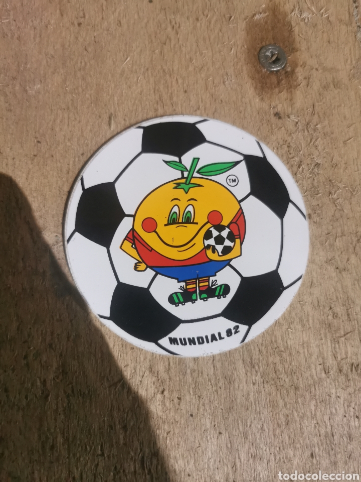 Ouvre-bouteille Vintage Naranjito – Coupe Du Monde Espagne 82 – Collection