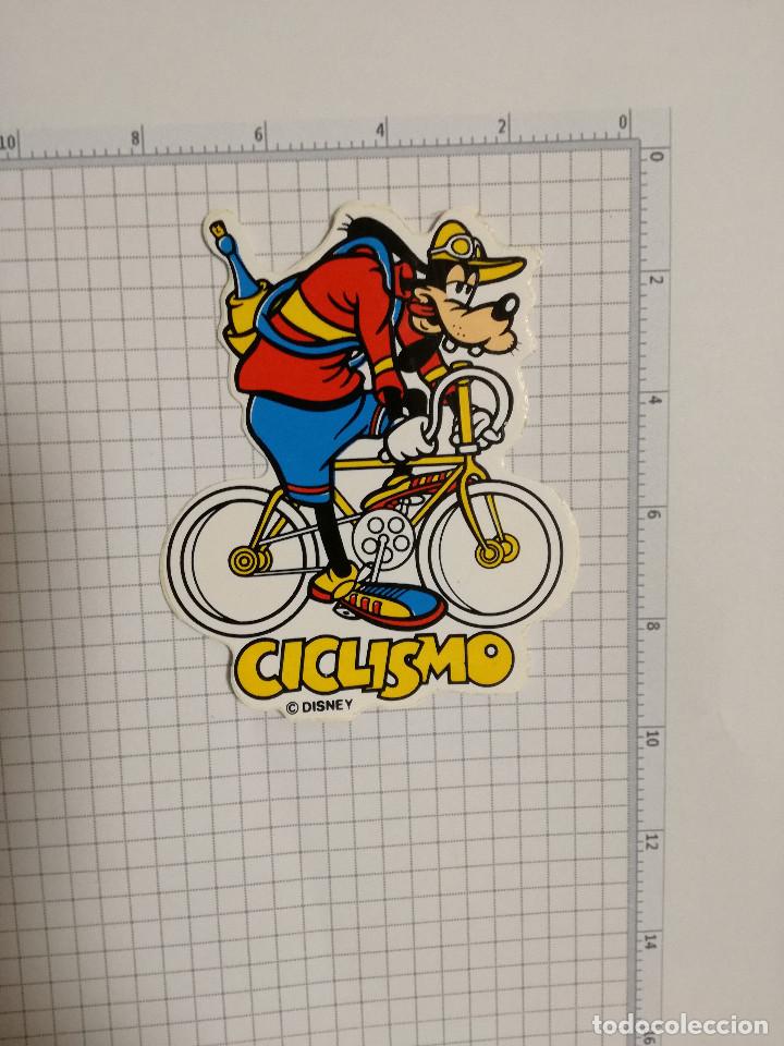 Pegatinas de colecci&oacute;n: PEGATINA ADHESIVO - GOOFY DEPORTISTA CICLISMO DISNEY - 9X7