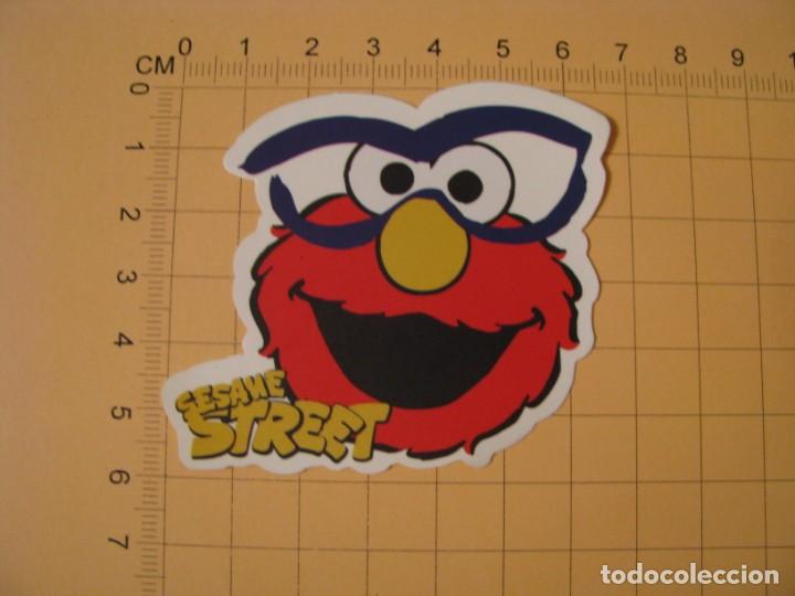 Pegatinas de colecci&oacute;n: PEGATINA COCHE MOTO SKATEBOARD MALETA PORT&Aacute;TIL SESAME STREET.