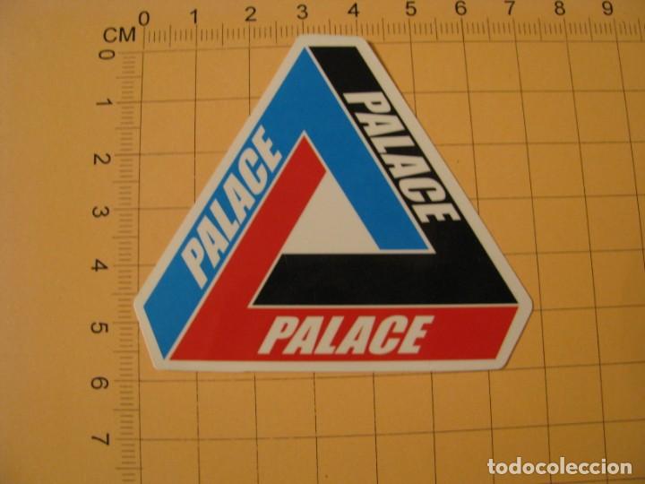 Pegatinas de colecci&oacute;n: PEGATINA PARA COCHE MOTO SKATEBOARD MALETA PORT&Aacute;TIL BICICLETA. PALACE.