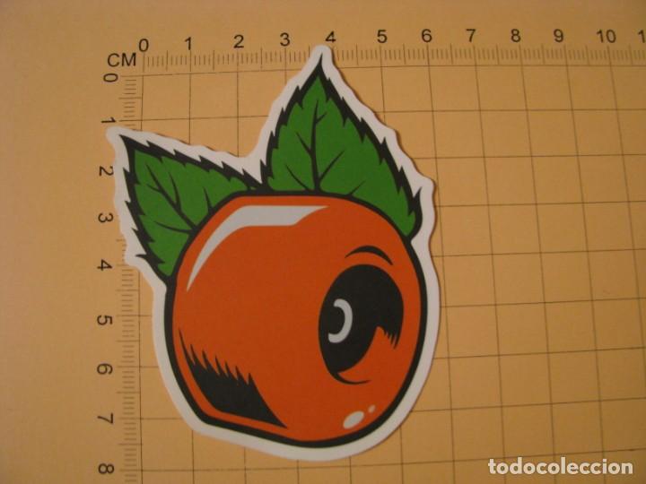 Pegatinas de colecci&oacute;n: PEGATINA PARA COCHE MOTO SKATEBOARD MALETA PORT&Aacute;TIL BICICLETA. OJ ORANGE CLEAR MYLAR.