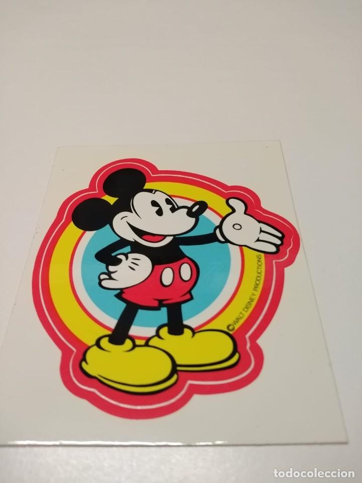 Pegatinas de colecci&oacute;n: Pegatinas de Disney y una de Pitufo - Foto 3