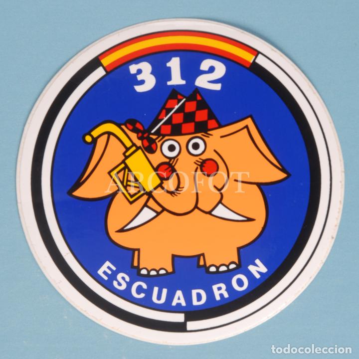 Pegatinas de colecci&oacute;n: Antigua PEGATINA - EJ&Eacute;RCITO DEL AIRE - 312 ESCUADR&Oacute;N - La de las fotos