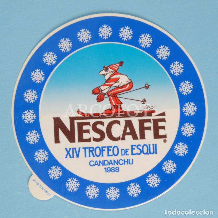 Pegatinas de colecci&oacute;n: 1988 - Antigua PEGATINA - NESCAF&Eacute; - XIV TROFEO DE ESQU&Iacute; - CANDANCH&Uacute; - La de las fotos