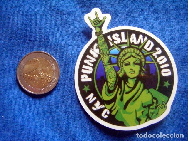 Autocollants de collection: PEGATINA PUNK ISLAND 2010 NY NEW YORK PUNKS NOT DEAD MUSICA ROCK AND ROLL PUNK STICKER