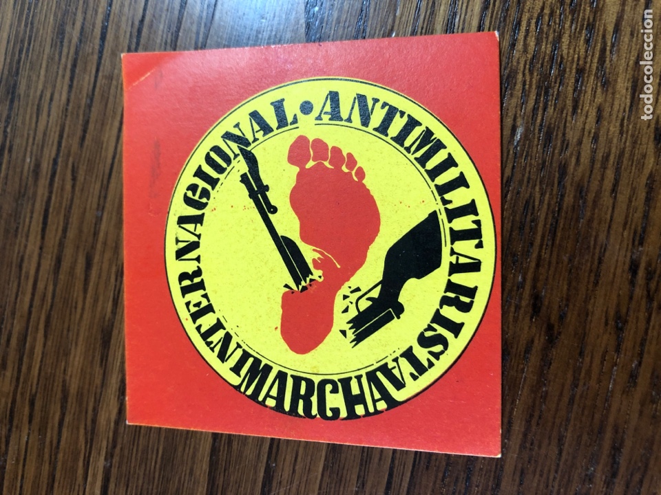 Adesivi di collezione: ADHESIVO MARCHA INTERNACIONAL ANTIMILITARISTA