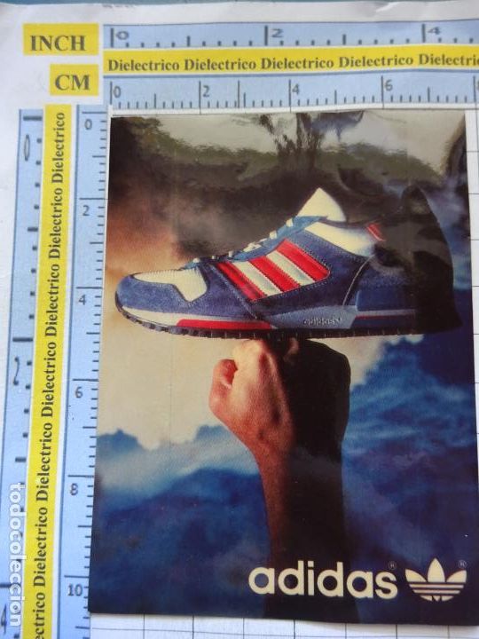 Collection stickers: PEGATINA DE MARCAS DE ROPA. ADIDAS TENIS ZAPATILLAS DEPORTIVAS. 100
