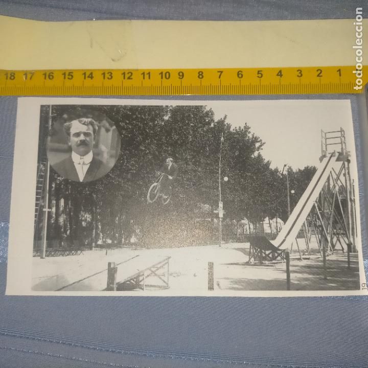 Collection stickers: PEGATINA CROMO ADHESIVO - TROQUELADA - CIRCO LA FLECHA HUMANA - SALTO DE LA MUERTE EN BICICLETA