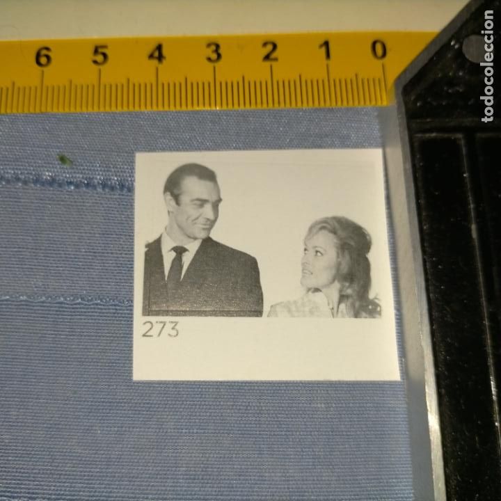 Collection stickers: PEGATINA CROMO ADHESIVO - TROQUELADA - CINE AGENTE BOND 007
