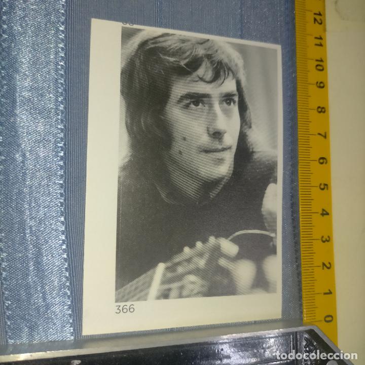 Pegatinas de colecci&oacute;n: PEGATINA CROMO ADHESIVO - TROQUELADA - JOAN MANUEL SERRAT MUSICO COMPOSITOR - ARTISTA