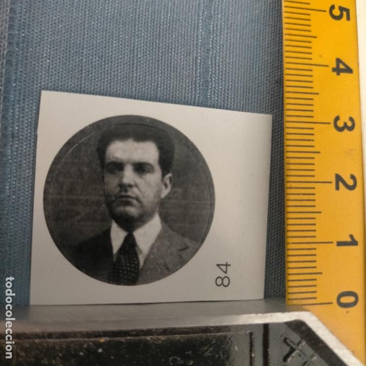 Autocolantes de cole&ccedil;&atilde;o: PEGATINA CROMO ADHESIVO - TROQUELADA - jose sanchez navarrete .