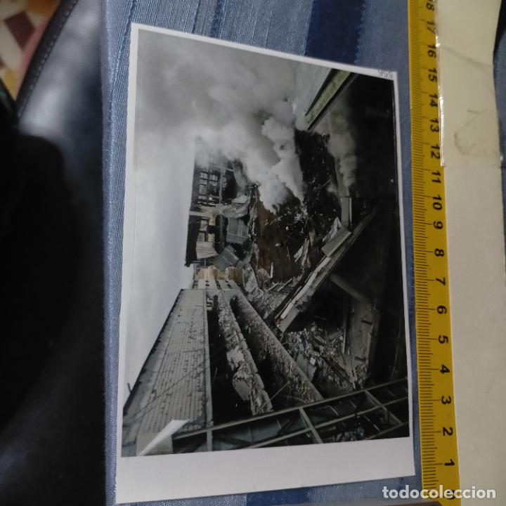 Pegatinas de colecci&oacute;n: PEGATINA CROMO ADHESIVO - TROQUELADA - ATENTADO AEROPUERTO BARAJAS EXPLOSION ETA TERRORISMO