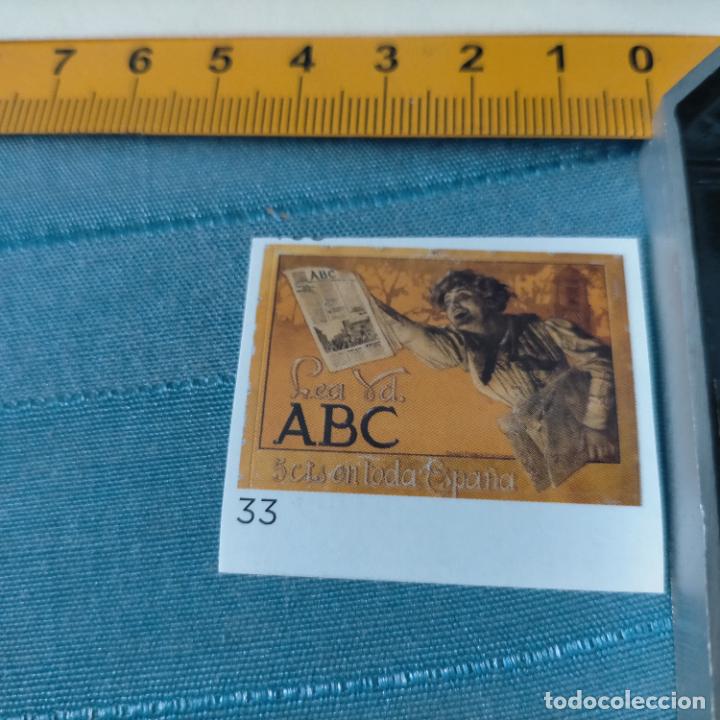 Pegatinas de colecci&oacute;n: PEGATINA CROMO ADHESIVO - TROQUELADA - imagen de la chapa que anunciaba el periodico abc