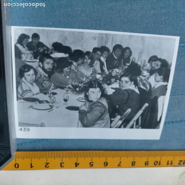 Pegatinas de colecci&oacute;n: PEGATINA CROMO ADHESIVO - TROQUELADA - solteros de pirineo buscan esposa caravana de mujeres