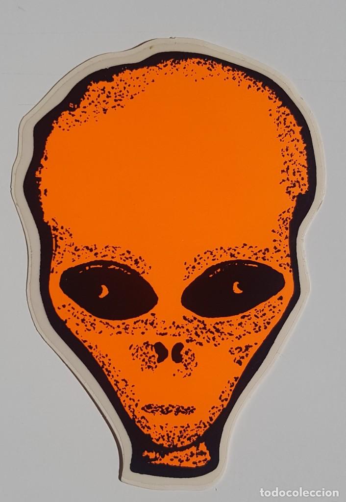 Adesivi di collezione: Pegatina Stickers ideal para coches, motos, carpetas y habitaciones. Alien naranja