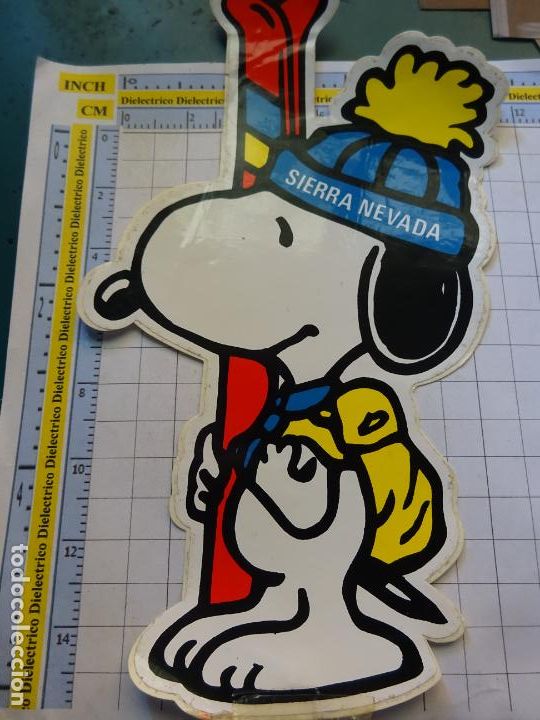 Pegatinas de colecci&oacute;n: PEGATINA DE TURISMO. SIERRA NEVADA GRANADA. SNOOPY ESQUIADOR. 61