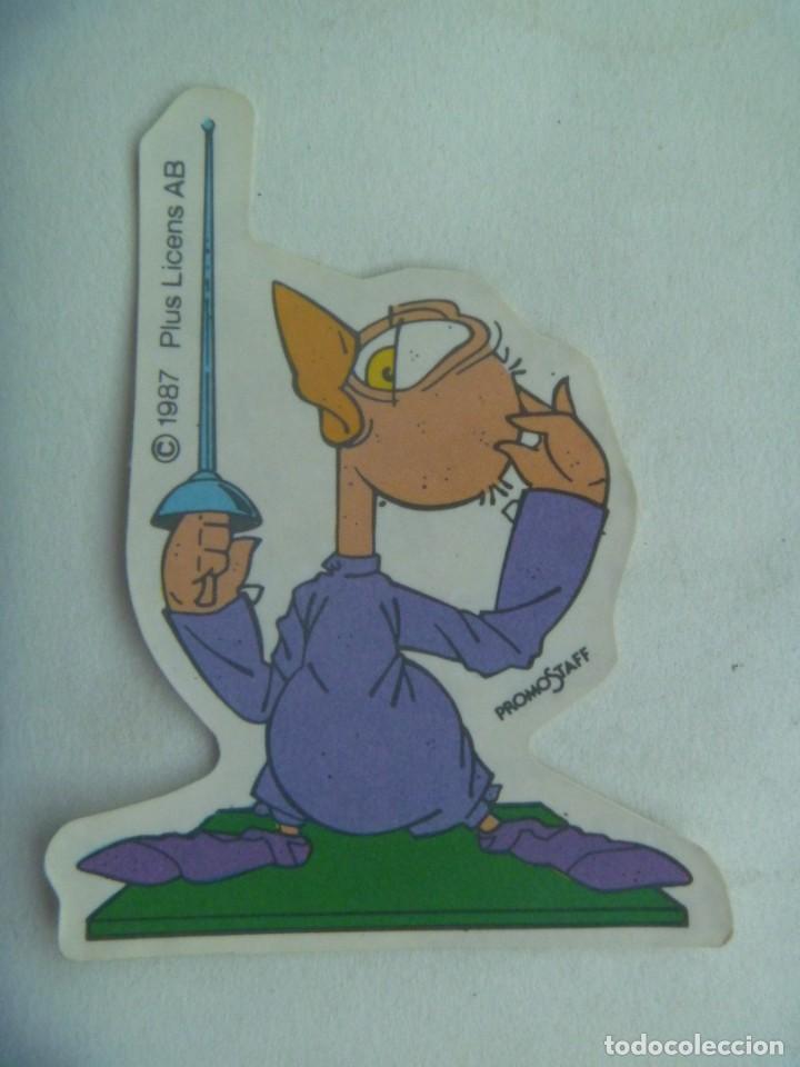 Pegatinas de colecci&oacute;n: PEGATINA DE DONUTS COLECCION DE PAJARRACO DEPORTISTA : ESGRIMA , 1987