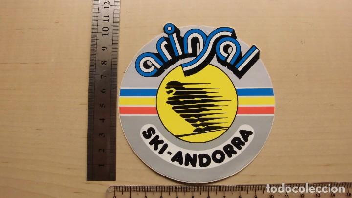 Autocolantes de cole&ccedil;&atilde;o: Pegatinas estaciones SKI Arinsal