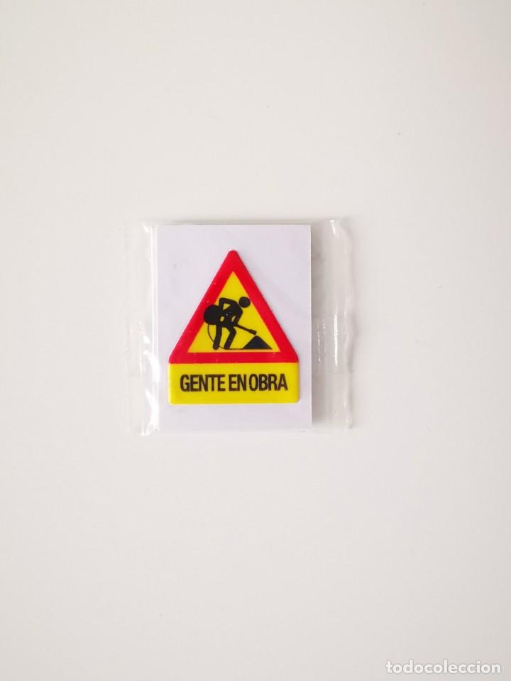 Autocolantes de cole&ccedil;&atilde;o: CROMO PEGATINA PRECINTADA SNACKS PATATAS GUSANITOS GREFUSA GREFUSE&Ntilde;ALES PREMIOS PEGOTAS GENTE OBRA