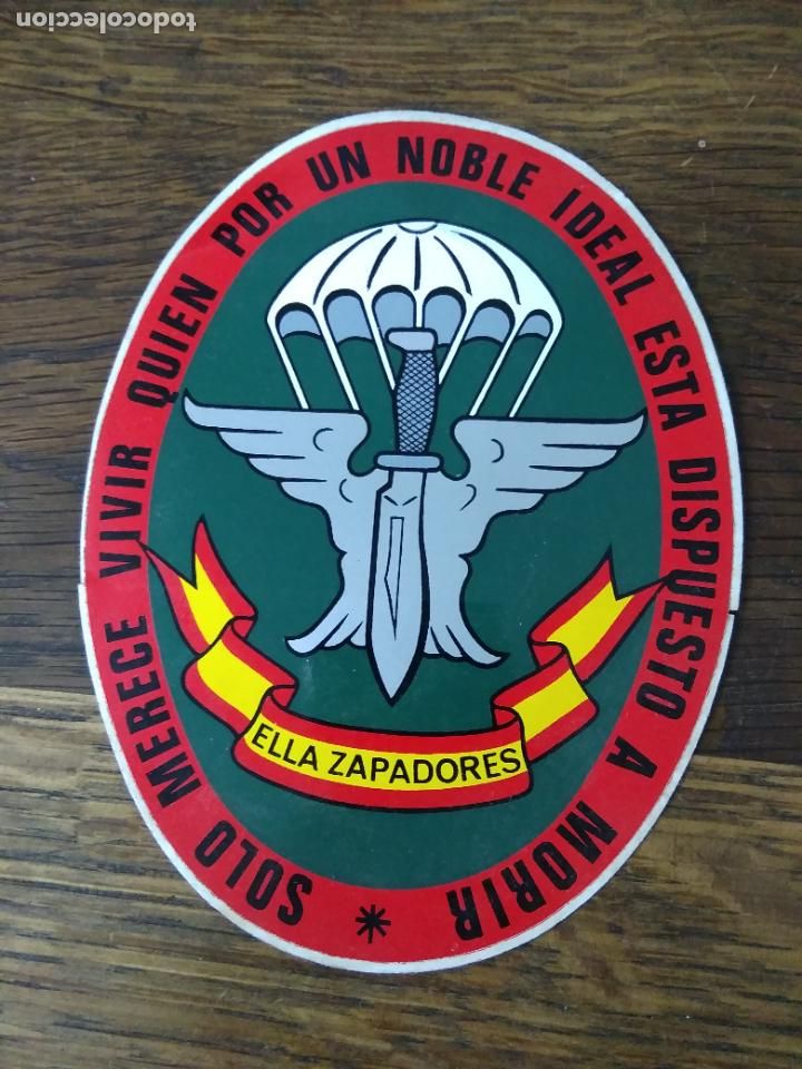 Pegatinas de colecci&oacute;n: Pegatina Solo merece vivir quien por un noble ideal est&aacute; dispuesto a morir. Postal-16