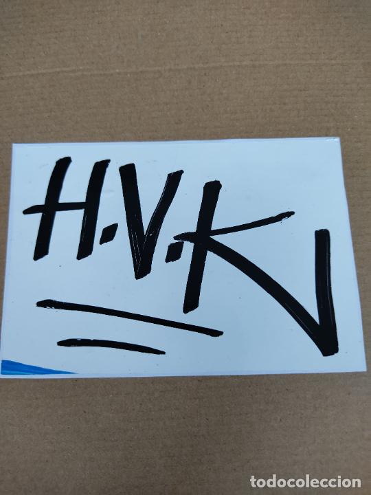 Pegatinas de colecci&oacute;n: PEGATINA PUBLICIDAD LETRAS TIPO GRAFFITTI HVK MID 14,4 X 9,8 CM