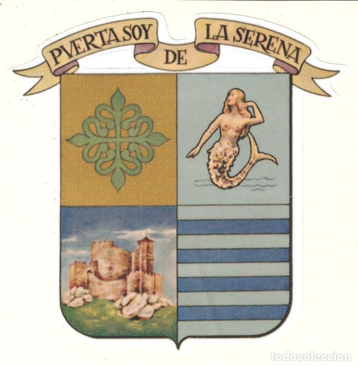 Pegatinas de colecci&oacute;n: PEGATINA DE VILLANUEVA DE LA SERENA-BADAJOZ 11 X 11 CM. ESCUDO TROQUELADO