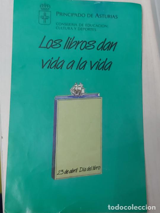 Pegatinas de colecci&oacute;n: PEGATINA POLITICA -LOS LIBROS DAN VIDA -CONSEJERIA - 10 CM