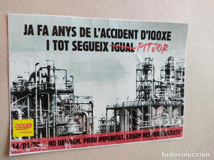 Sammlung von Aufklebern: PEGATINA ADHESIVO PUBLICIDAD POL&Iacute;TICA CATAL&Aacute;N CUP TARRAGONA ACCIDENT IQOXE TOT PITJOR 14,9 X 10,5CM