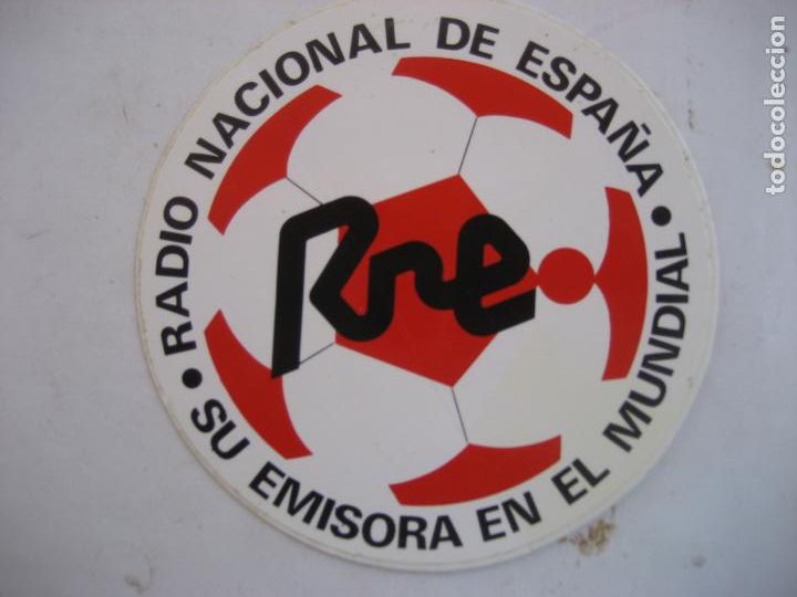 Pegatinas de colecci&oacute;n: Mundial 82. Radio Nacional del Espa&ntilde;a. 9.5 x 9.5 cm.