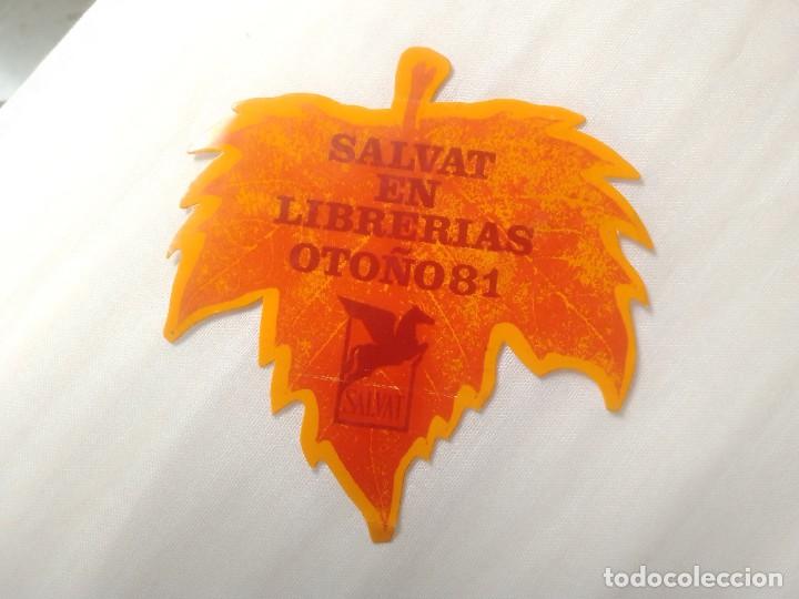 Pegatinas de colecci&oacute;n: PEGATINA ADHESIVO STICKER AUTOCOLLANT EDITORIAL SALVAT EN LIBRER&Iacute;AS OTO&Ntilde;O 81 1981 TROQUELADA, ESPA&Ntilde;A