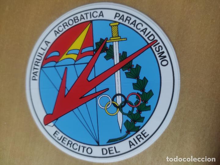 Pegatinas de colecci&oacute;n: PATRULLA ACROBATICA PARACAIDISMO ___ADHESIVO PEGATINA 9 CM ALTO MILITAR AVIACION EJERCITO AIRE