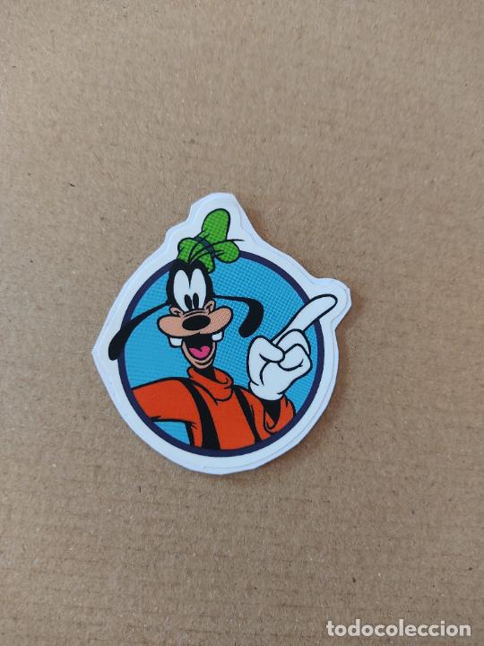 Pegatinas de colecci&oacute;n: CROMO PEGATINA PERRO GOOFY AMIGO MICKEY MOUSE WALT DISNEY , MIDE UNOS 6 X 6 CM