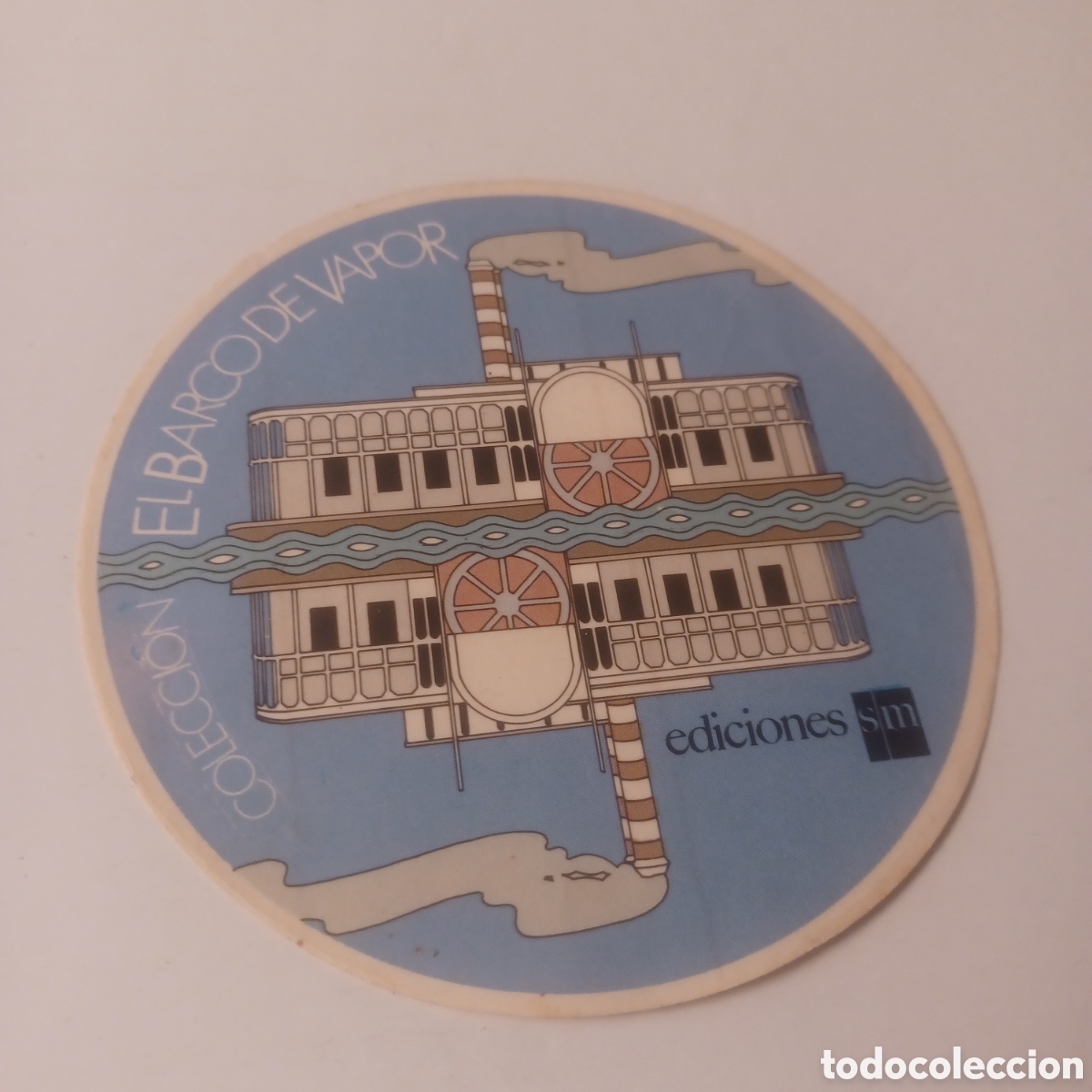 Pegatinas de colecci&oacute;n: Pegatina Adhesivo a&ntilde;os 80 Coleccion Barco de vapor Ediciones SM 10 cm diametro