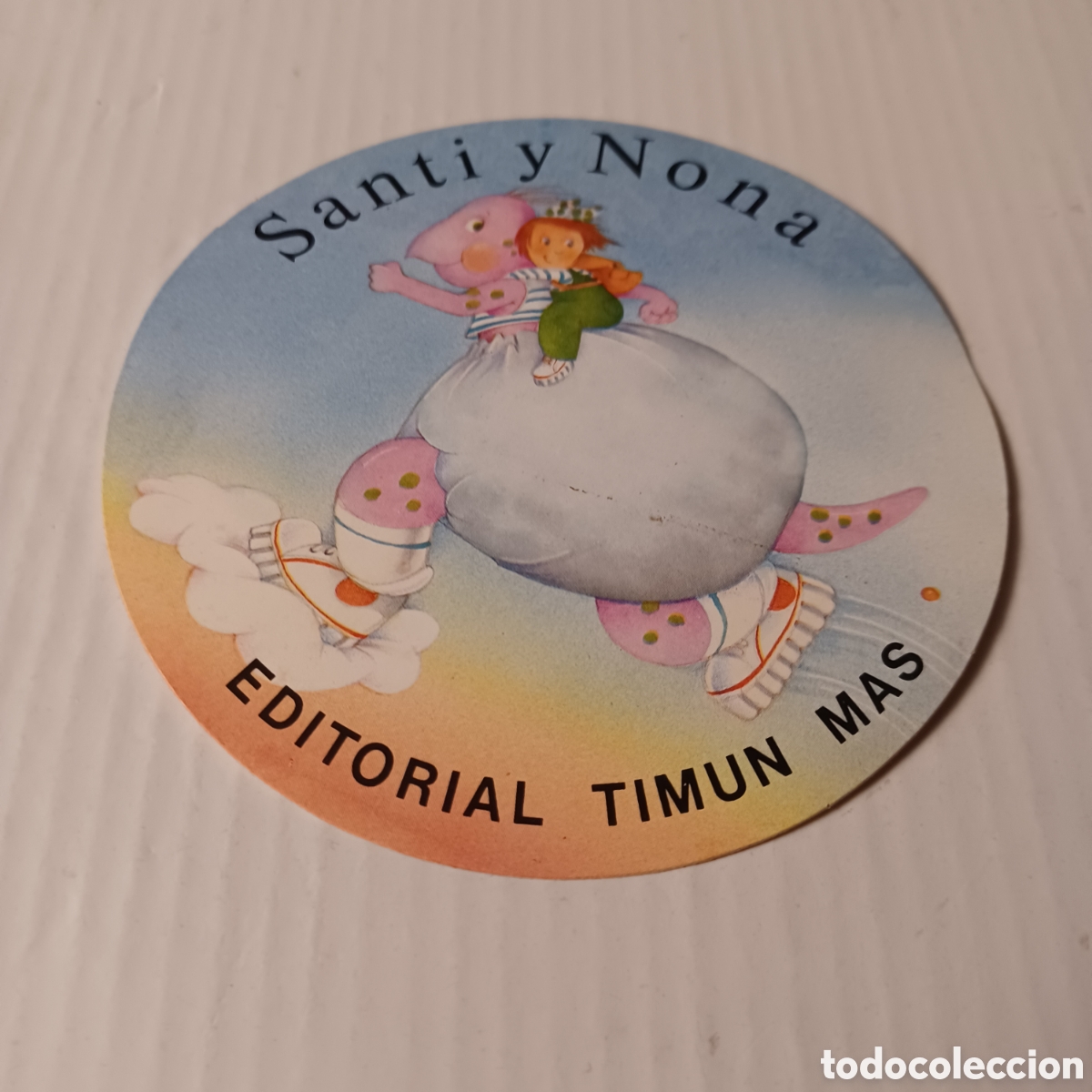 Pegatinas de colecci&oacute;n: Pegatina Adhesivo Editorial Timun M&aacute;s Santi y Nona 10 cm diametro