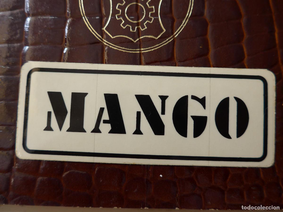 Autocollants de collection: PEGATINA MANGO