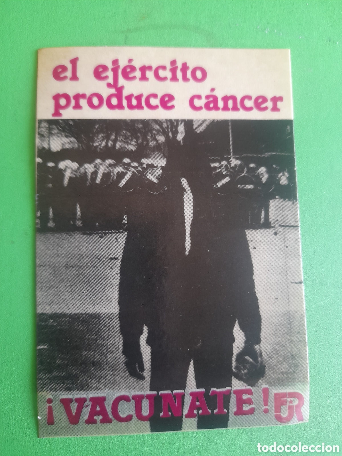 Pegatinas de colecci&oacute;n: Antigua pegatina, antimilitar