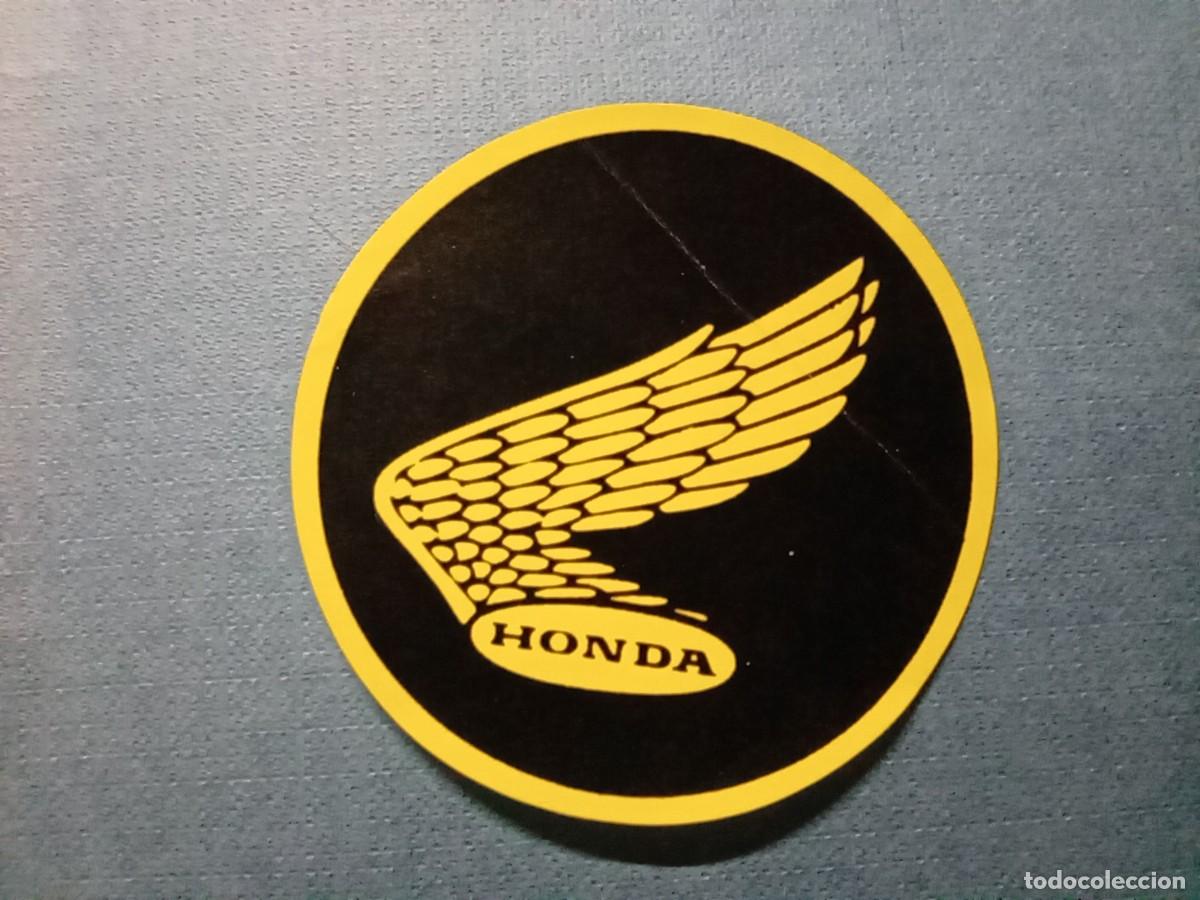 Pegatinas de colecci&oacute;n: PEGATINA CIRCULAR HONDA EN NEGRO Y AMARILLO. USADA. VER FOTOS +++