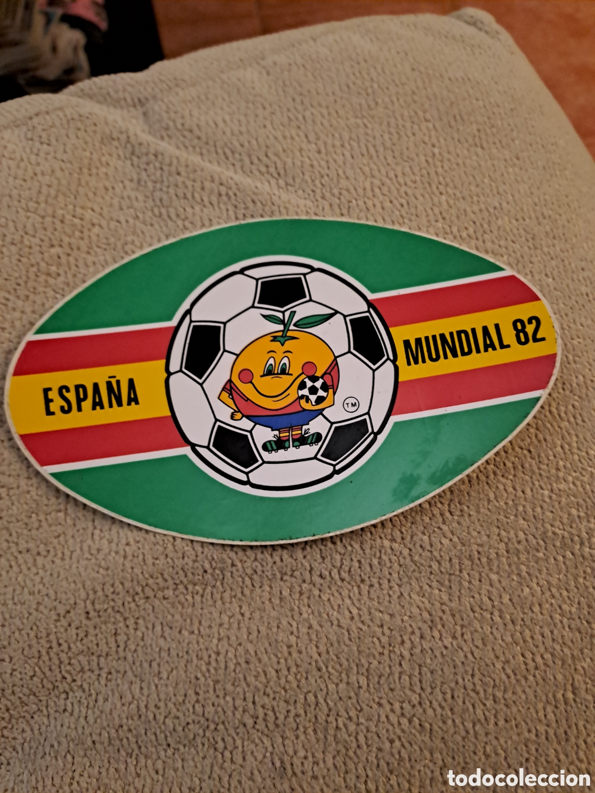 Pegatinas de colecci&oacute;n: Pegatina Ovalada Futbol Mundial Espa&ntilde;a 82 Naranjito - Medidas 15,5 x 9,5 cm