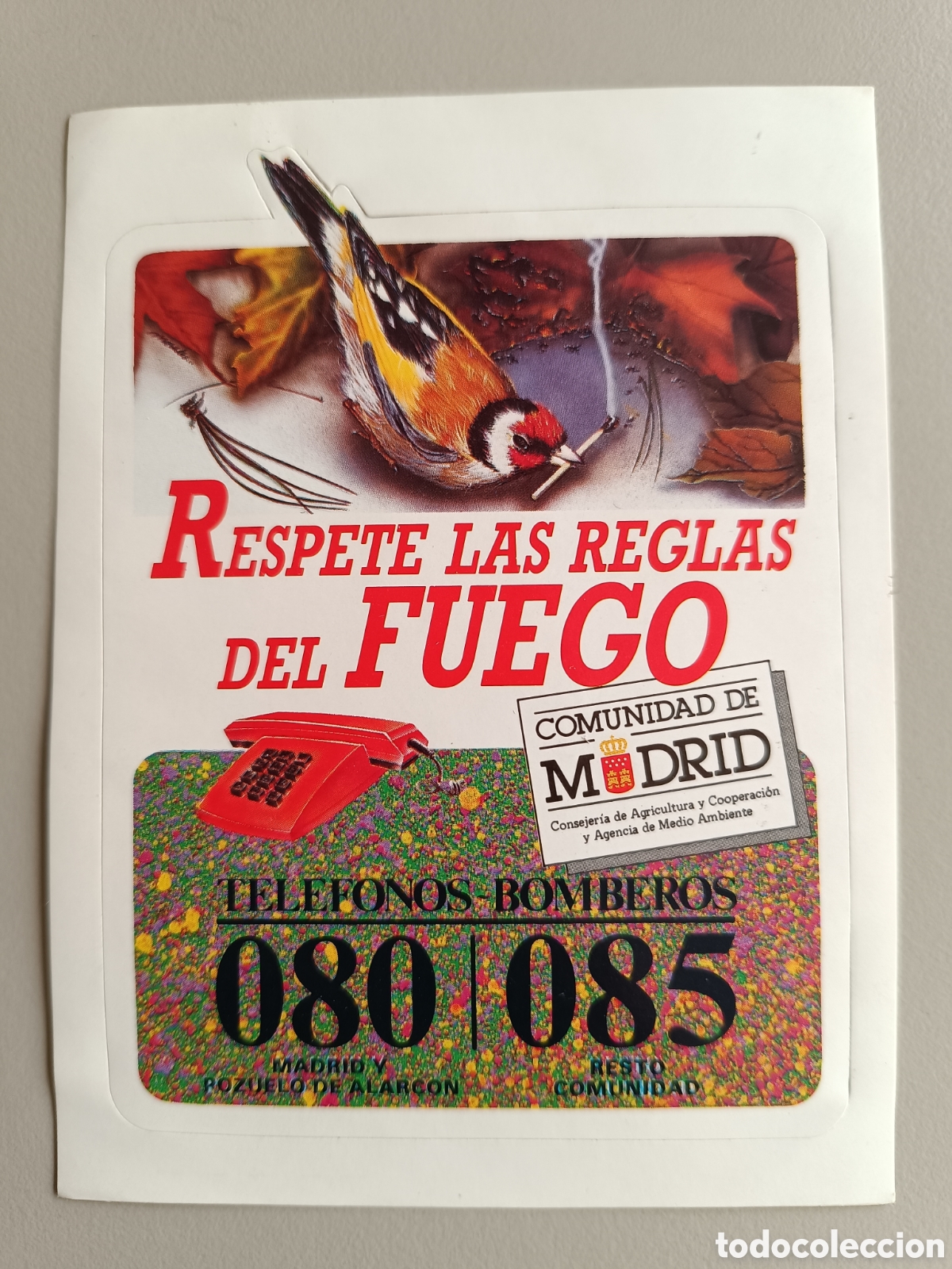Autocolantes de cole&ccedil;&atilde;o: Pegatina bomberos Madrid 9x12cm