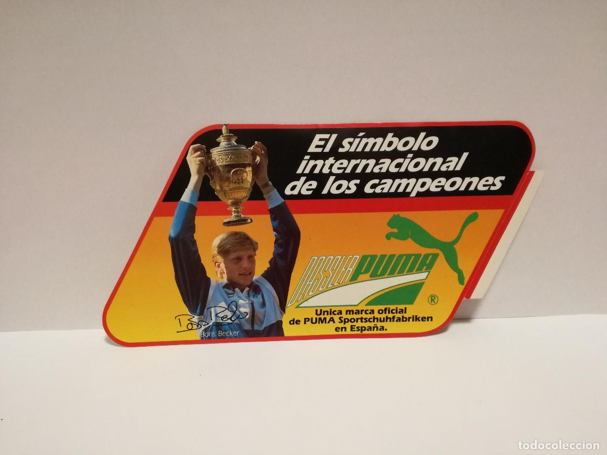 Pegatinas de colecci&oacute;n: PEGATINA ADHESIVO MODA CALZADO - PUMA DASSLERPUMA MARCA DE ZAPATILLAS- BORIS BECKER - 10cm x 19cm