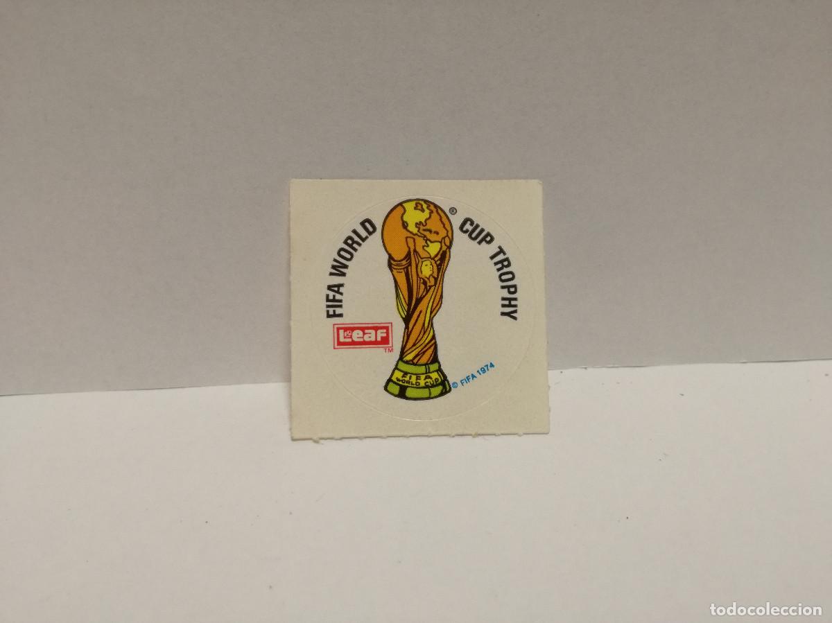 Pegatinas de colecci&oacute;n: PEGATINA ADHESIVO DEPORTES - FIFA WORLD CUP TROPHY 1974 - 3cm x 3cm